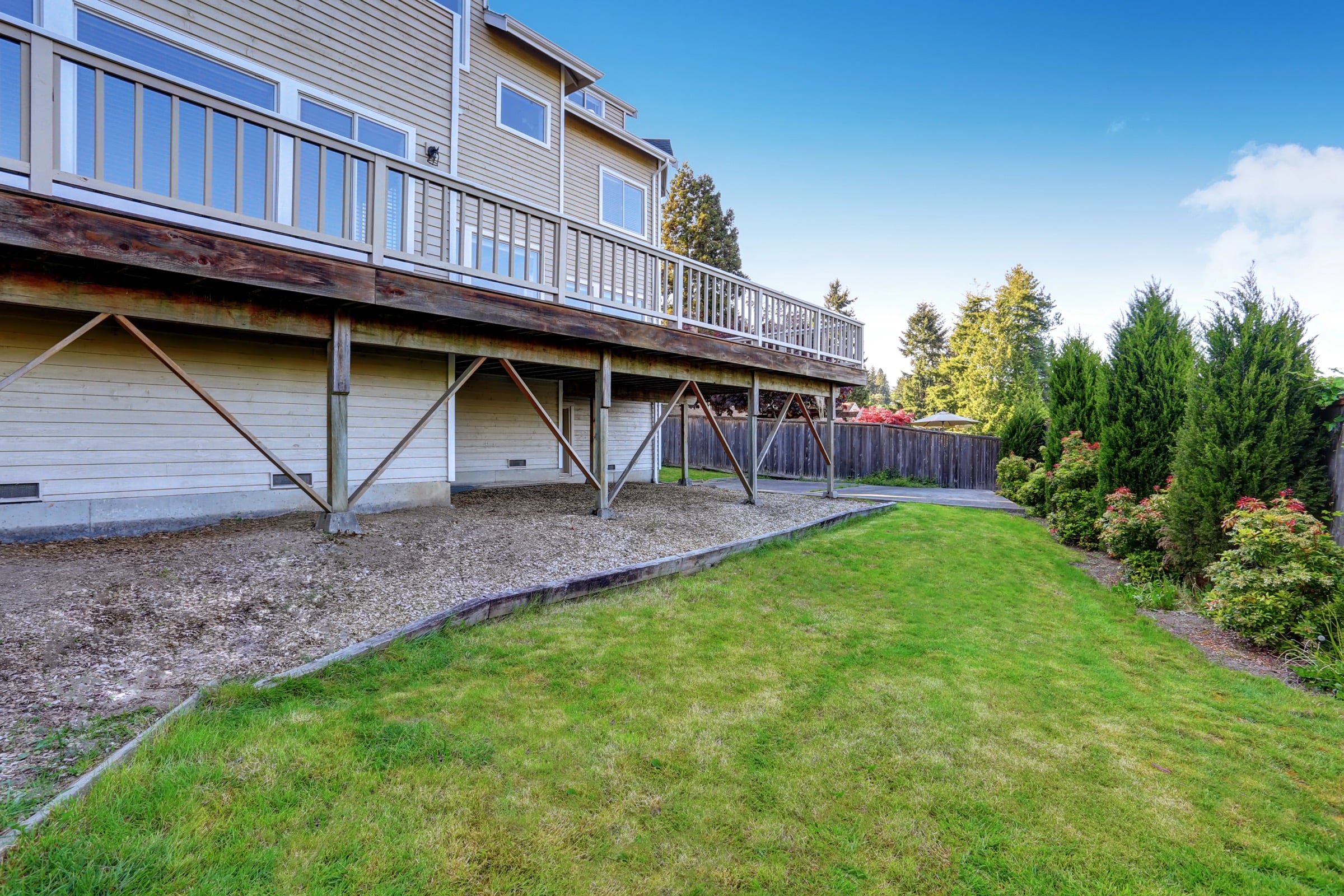 Wrap-Around Decks Wrap-Around Decks